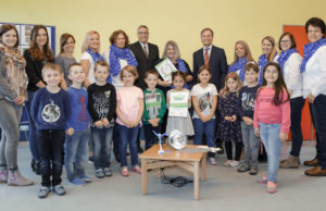 Zertifizierung des Gemeindekindergartens "Zauberwelt" in Titz zum "Haus der Kleinen Forscher". Foto: privat