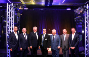 Gruppenbild mit verantwortlich Beteiligten: Georg Schmiedel, Peter Kaptain, Wolfgang Spelthahn, Daniel Rosenow, Jörg T. Böckeler, Paul Larue und Jörg Frühauf (von links). Foto: Kreis Düren