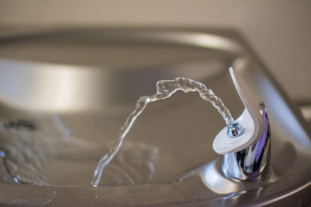 Brunnen Wasser Trinkwasser Trinkwasserbrunnen