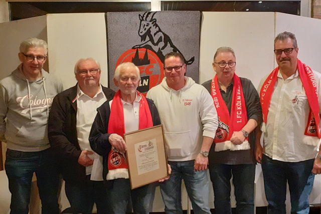 Fanclub 1. FC Köln ehrt Herbert Hüpgen